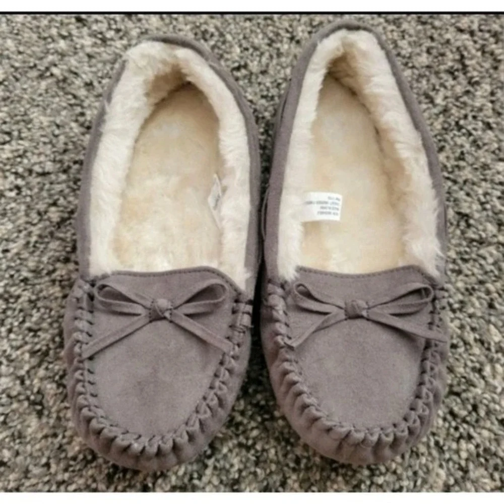 Moccasin Slippers Youth‎ Girl Size 1